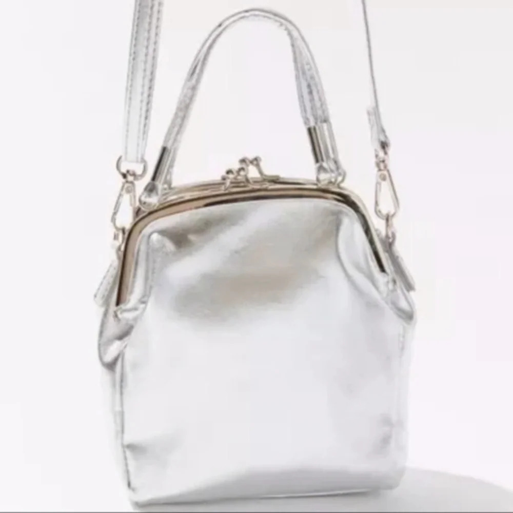 UO Sammi Double Kiss Lock Crossbody Bag